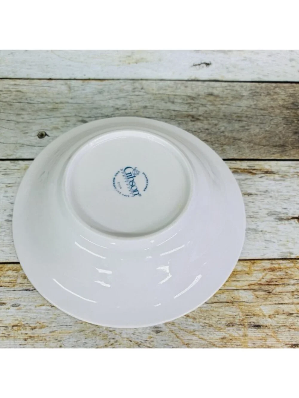 Gibson FRUIT Embossed Fruit Leaves White Shades Rim Coupe Soup Bowls Set of 2